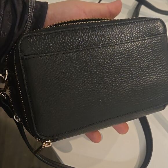 Thacker Black Leather Crossbody Bag - Picture 6 of 9